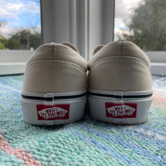 Vans Classic Slip-On Shoe Tan (Women's 8, Men's 6.5) - Picture 2 of 4